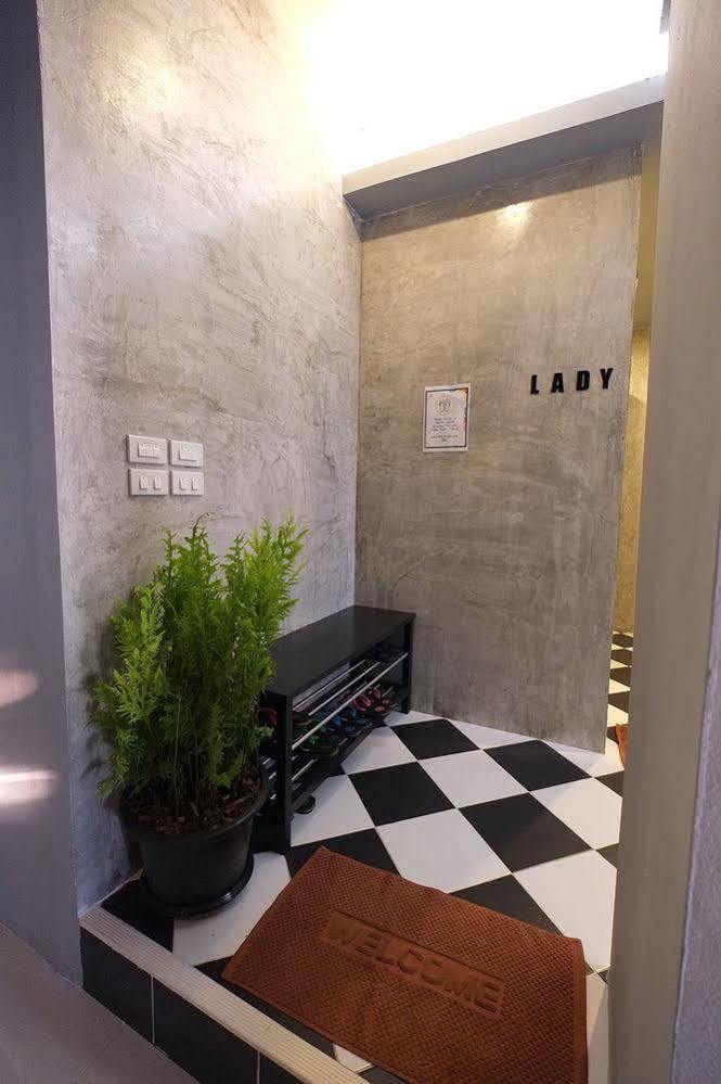 Everyday Bangkok Hostel Exterior foto